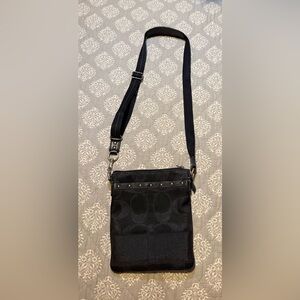 Authentic Coach Crossbody Bag Style G0867-42020 in Black